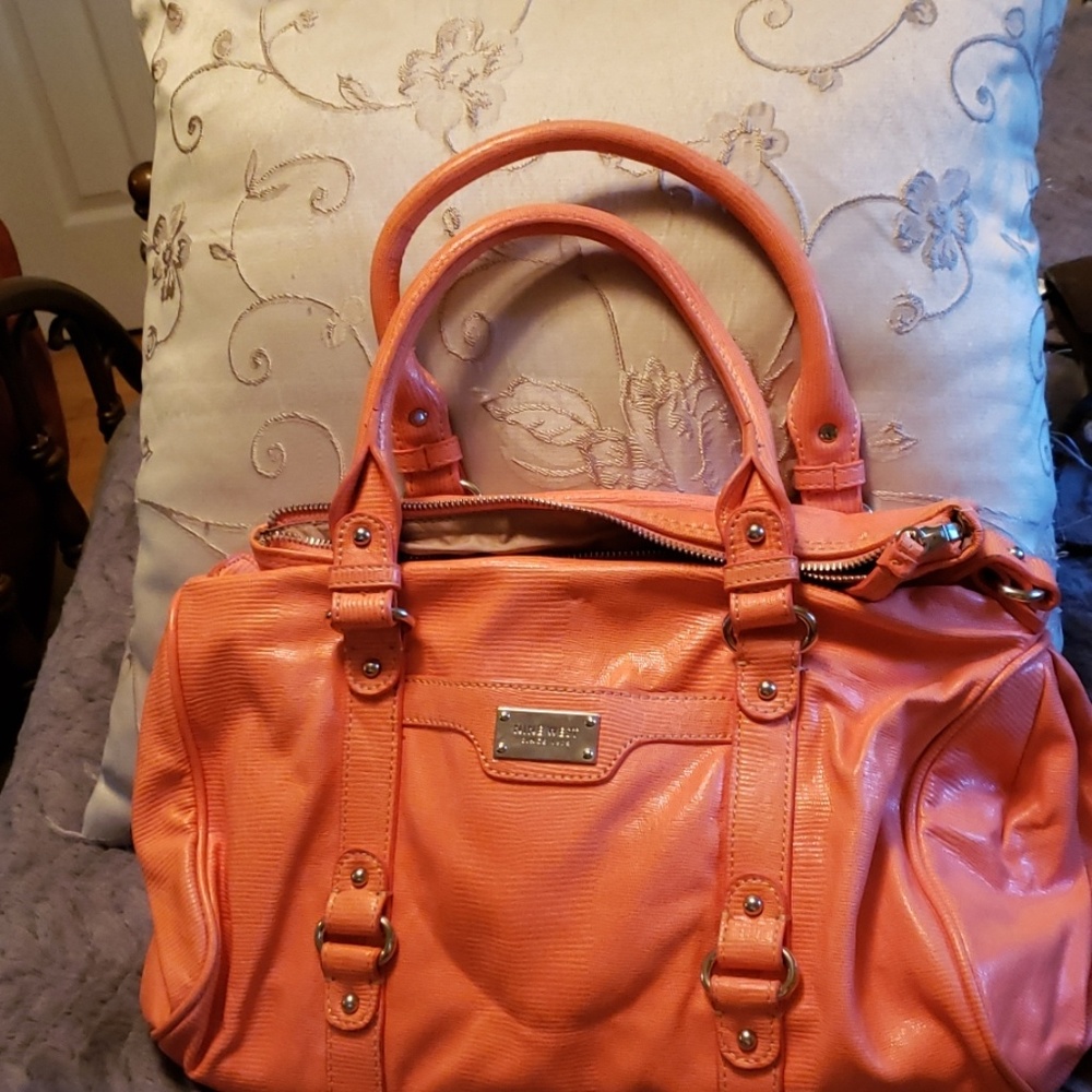 Used but good condition Coral Colored
